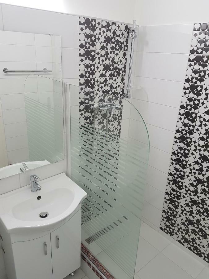 Ferienwohnung Zorka Apartman Keszthely Exterior foto